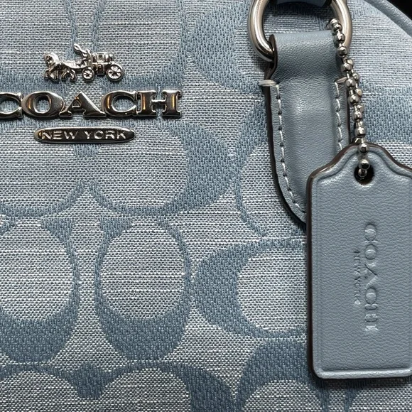 Coach Sydney Satchel In Signature Chambray - NWT - Picture 4 of 13